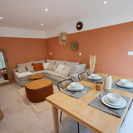 Le Grand Cure D'air Avec Garage Pour 8 Personnes Apartment