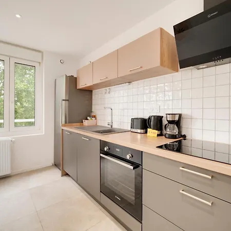 Le Belvedair Avec Garage Pour 8 Personnes ナンシー