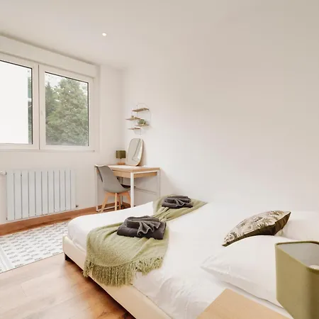 Le Belvedair Avec Garage Pour 8 Personnes * ナンシー