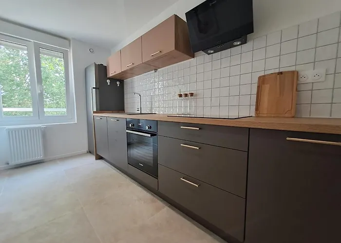 Le Grand Cure D'air Avec Garage Pour 8 Personnes Apartment